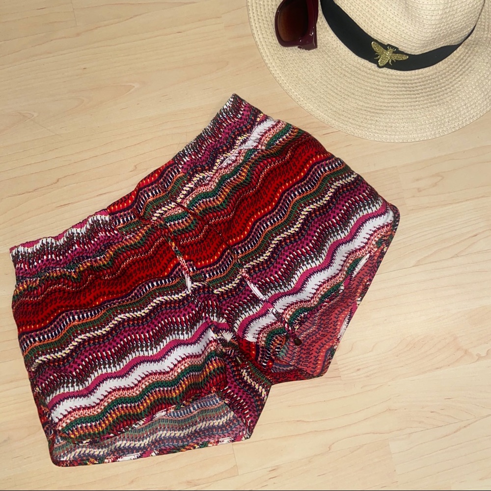 Size M Waterproof Beach Shorts